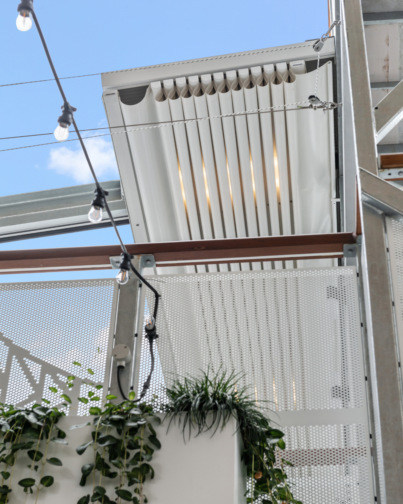 Bottom right featured image